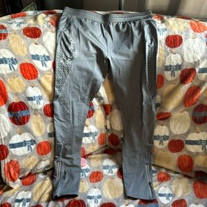 Under Armor compression leggings